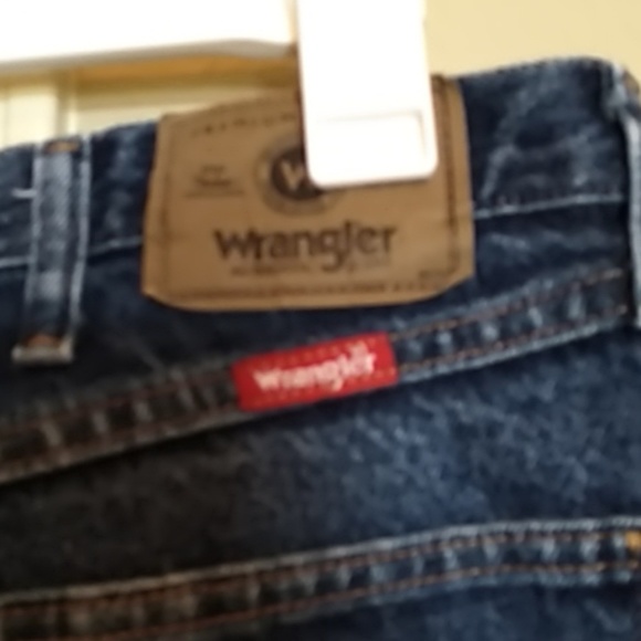 Men - Picture 3 of 3